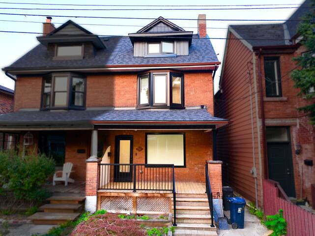 The Roxton, Modern Luxury in West Toronto