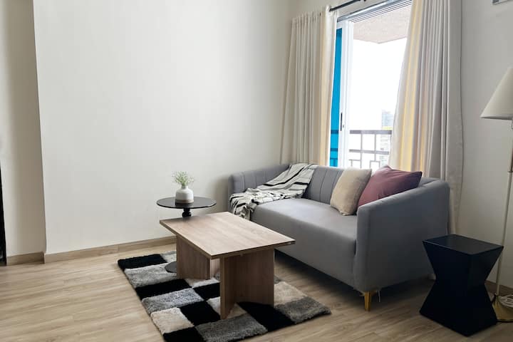 Value Sea View 1bhk | Bandra West - Mumbai
