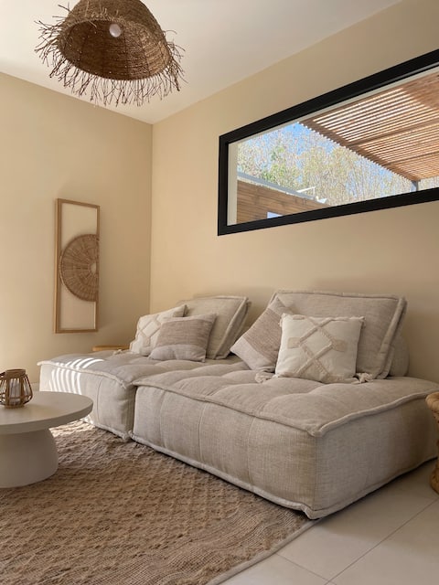 The Essential: Camille's Cocoon