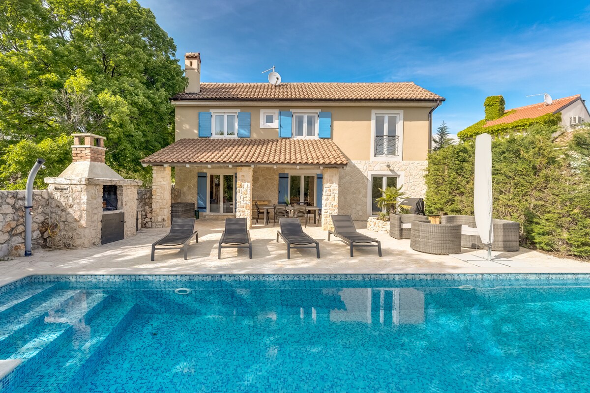 Vila Maslina - Carmela i Peter Budzisch · Villa with pool, quiet place