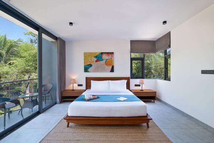 Bedroom 1 image 2