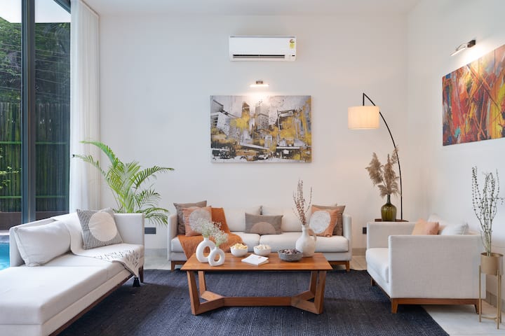 Living room image 3