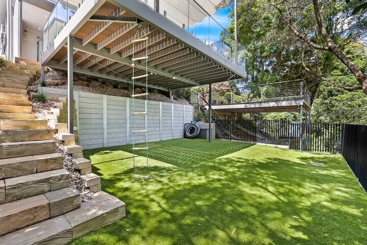 Perfect home for Entertaining this Christmas gallery image 2