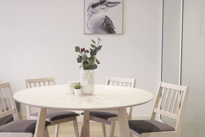 Absolute Collins Family 2 Bedrooms 2 Bathrooms gallery image 3