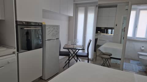 Cristel Apartment: Close to Milan city center-Wifi