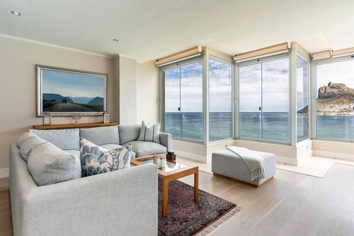 Bay Views at One Chapmans Peak gallery image 2