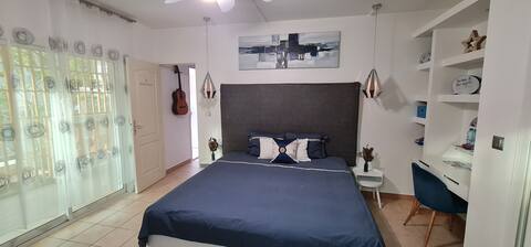 Le Madina, Wonder Room 5 min walk to the Airport