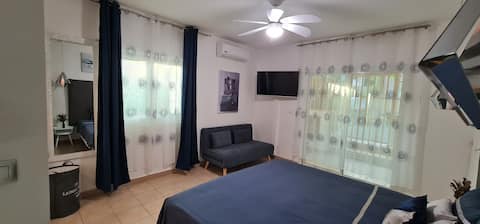 Le Madina, Wonder Room 5 min walk to the Airport