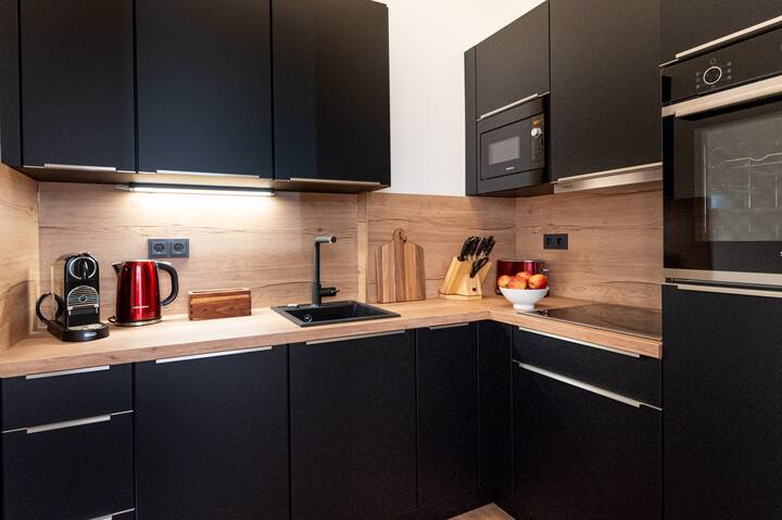 *Sweethome* Studio Apartment 10, Küche, Tv, Wlan - Halle, Alemania