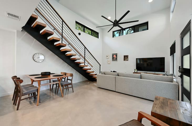 Luxurious Modern Spacious 3BR Home Close to DT