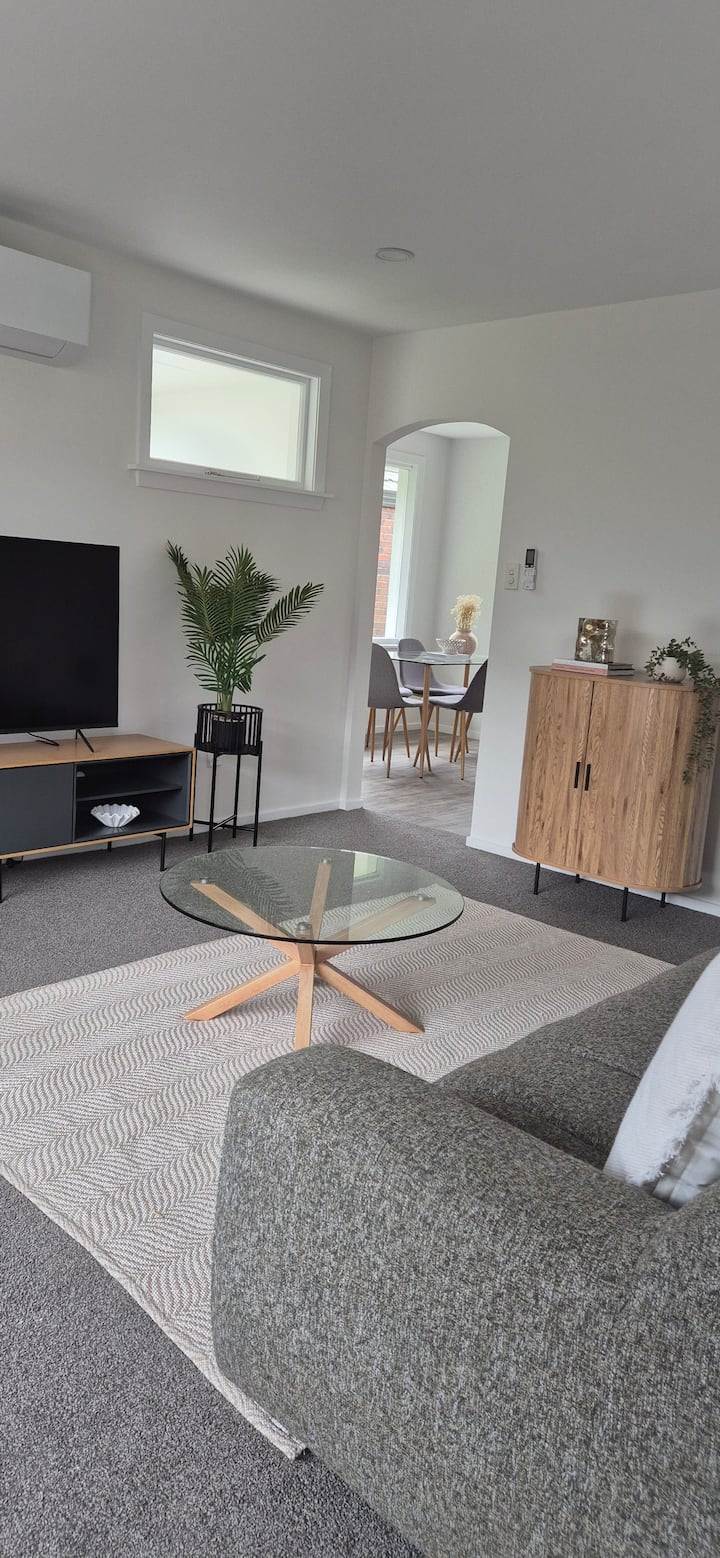 Spacious Home -Sleeps 7-near Airport & City - New Zealand