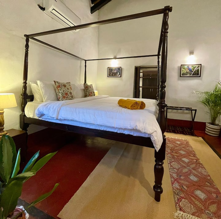 Bedroom 1 image 1