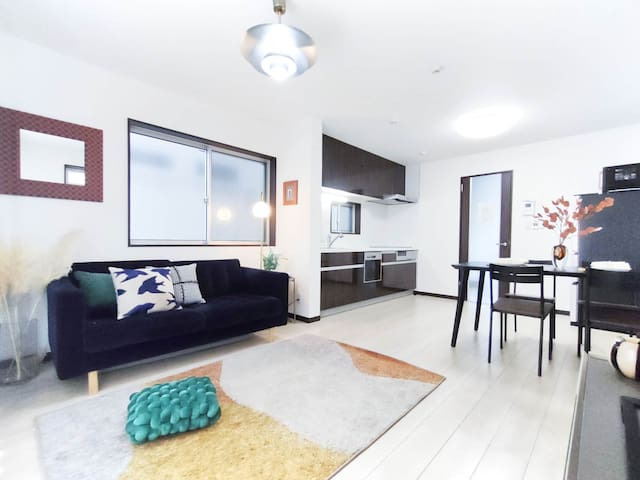 池袋区域,独立3层别墅，车站3分钟， 5室1厅1浴室2卫生间 交通便利