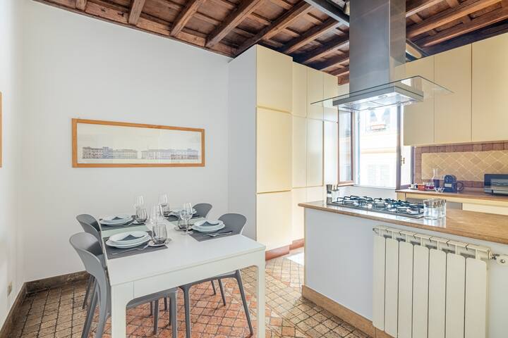 Prestigious 2 bedrooms Domus in Forum Area gallery image 4