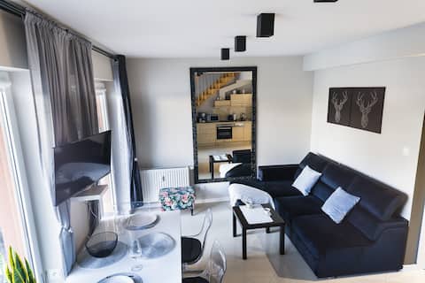 Successful Airbnb property: A 56 sqm two-level apartment with 2 balconies in Kołobrzeg