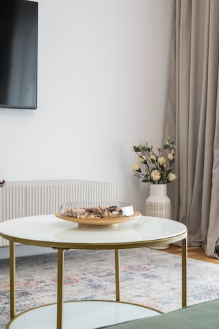 Girafa Roz managed Airbnb listing 3