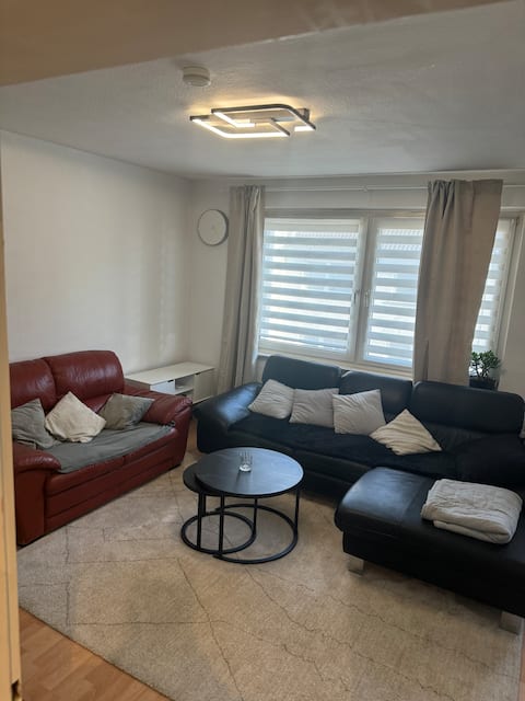 Erfolgreiche Airbnb-Immobilie: birght central apartment in Mülheim