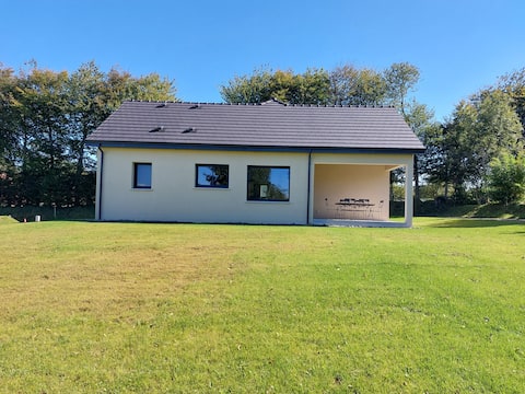 Cottage in the heart of Senneville