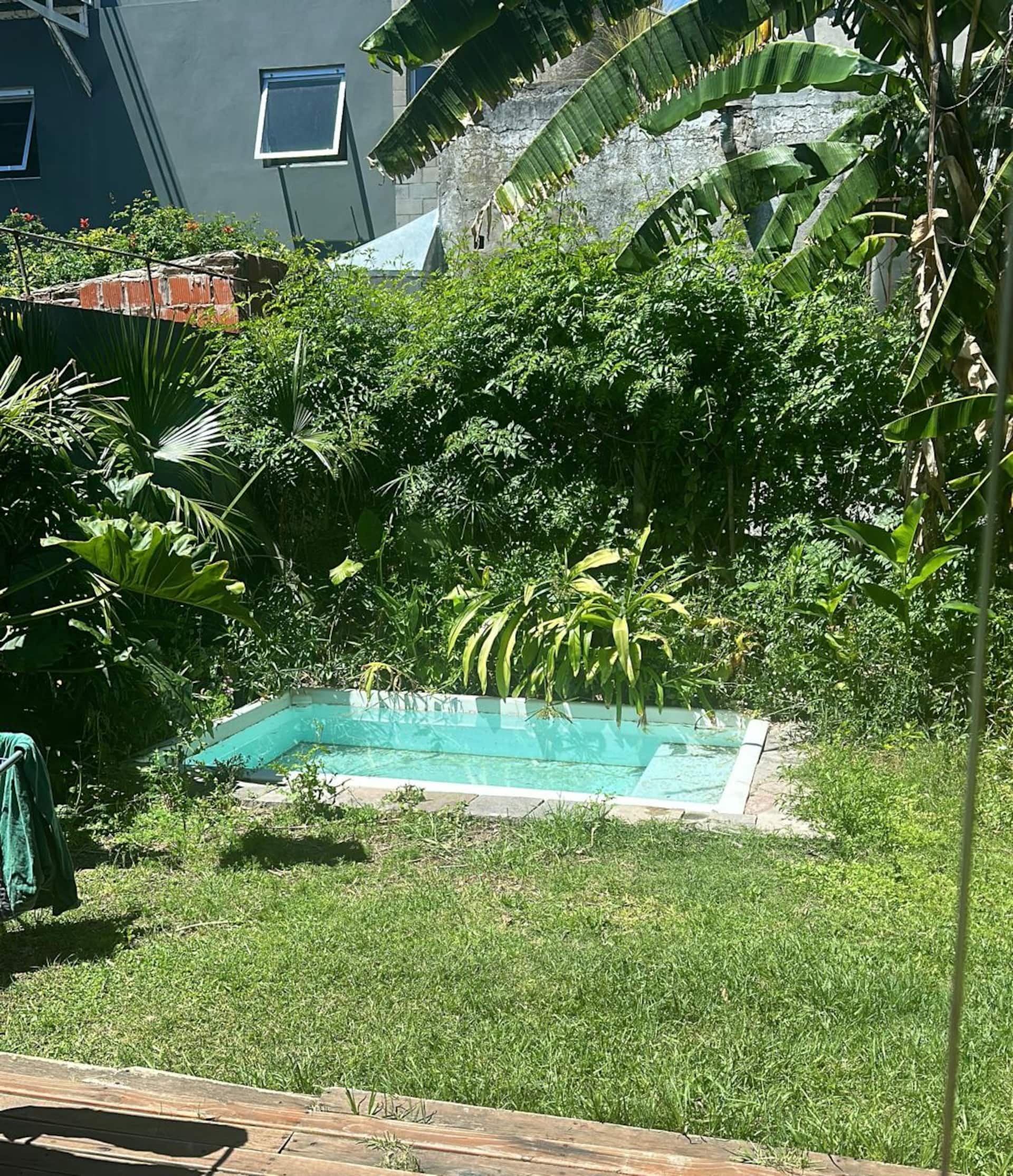 Beautiful house 1 block from the river