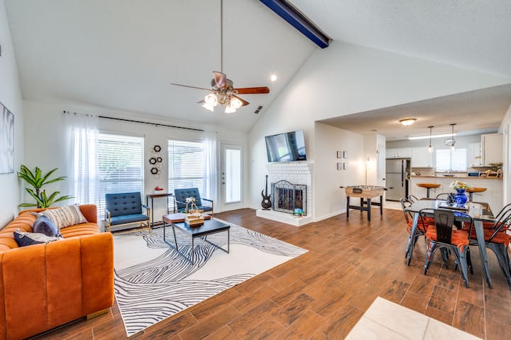 Modern & Spacious|3bd/2ba|central Frisco Luxury - Frisco, TX