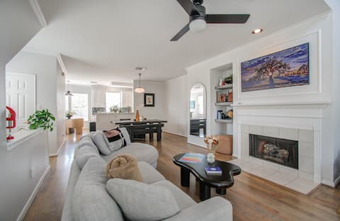 Popular Airbnb listing: 2BR Midtown Modern Escape Townhome in Midtown