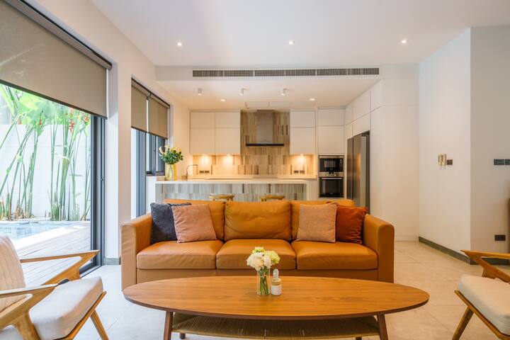 Designer 49 Pool Villa gallery image 3