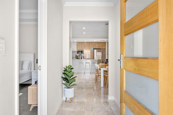 Modern & Spacious home – Tuart Hill