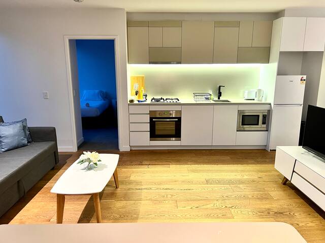 Spacious Dual-Apartments on Rose Lane gallery image 4