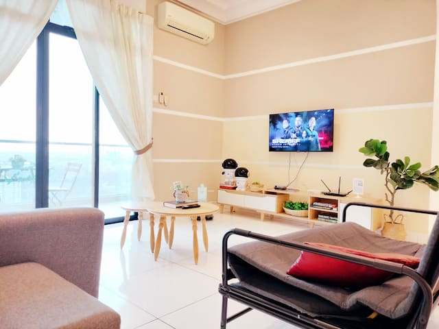 Delight Homestay Kluang 居銮悦居民宿
 managed Airbnb listing 1