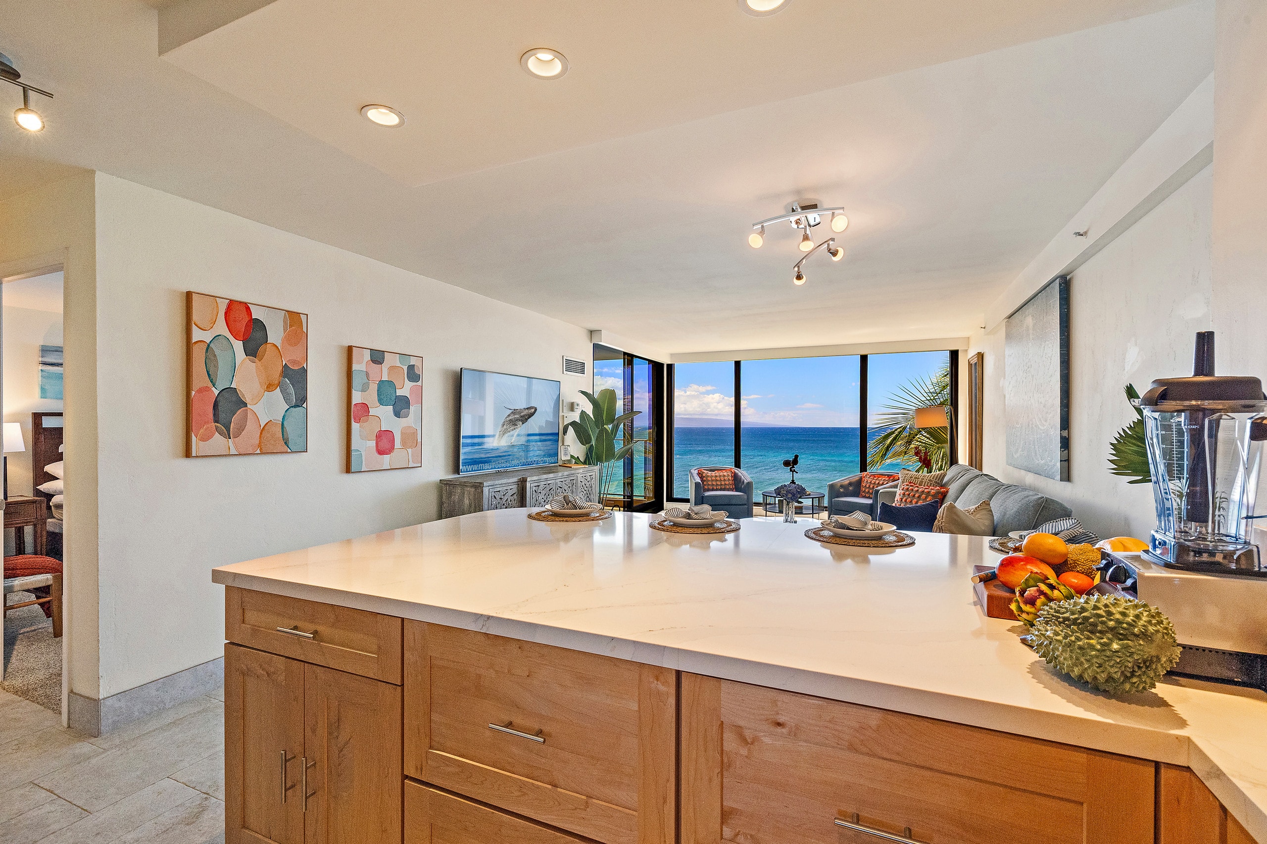 Condo in Lahaina · ★4.93 · 1 bedroom · 2 beds · 1 bath - Image 14