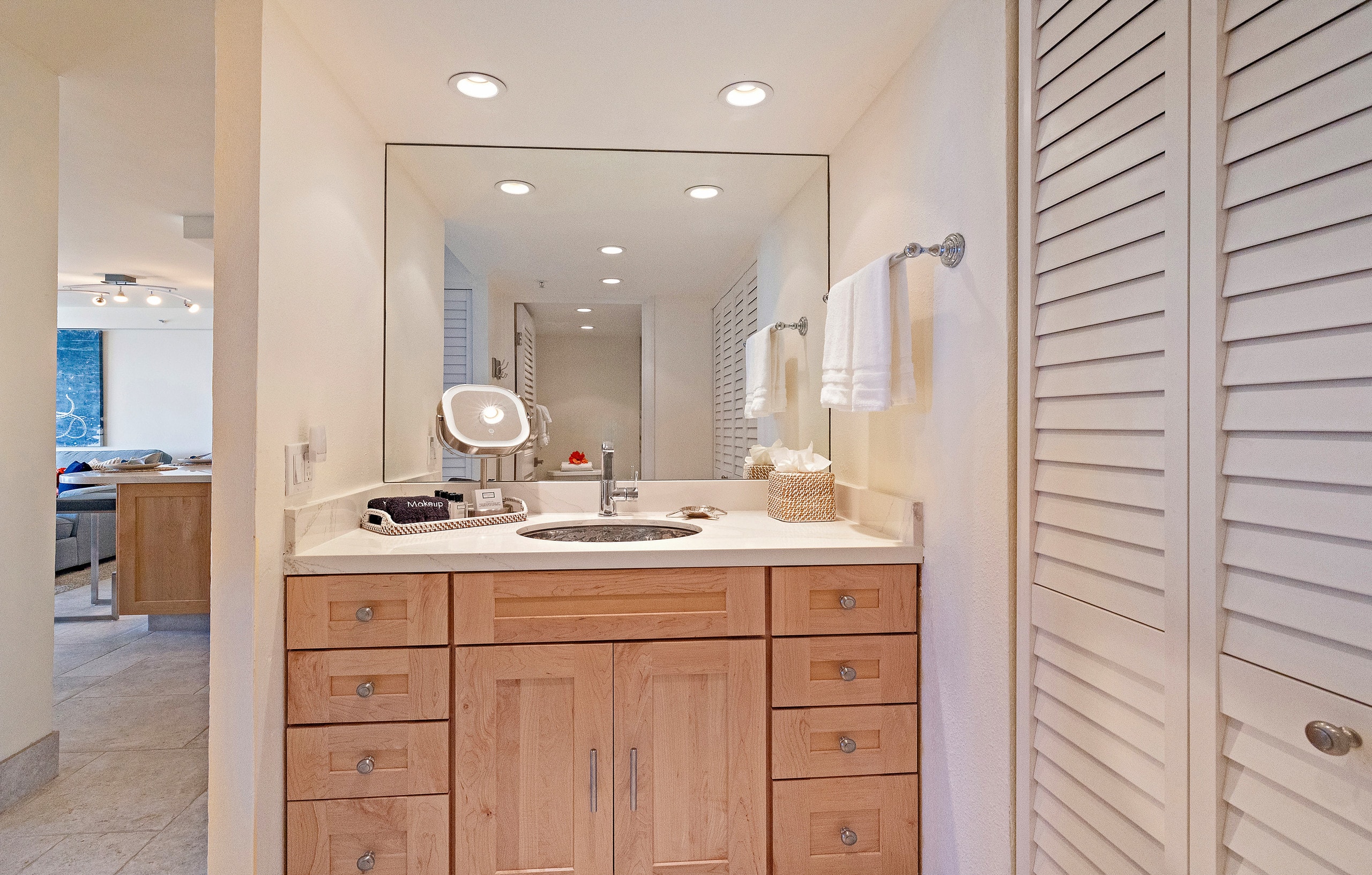 Condo in Lahaina · ★4.93 · 1 bedroom · 2 beds · 1 bath - Image 25