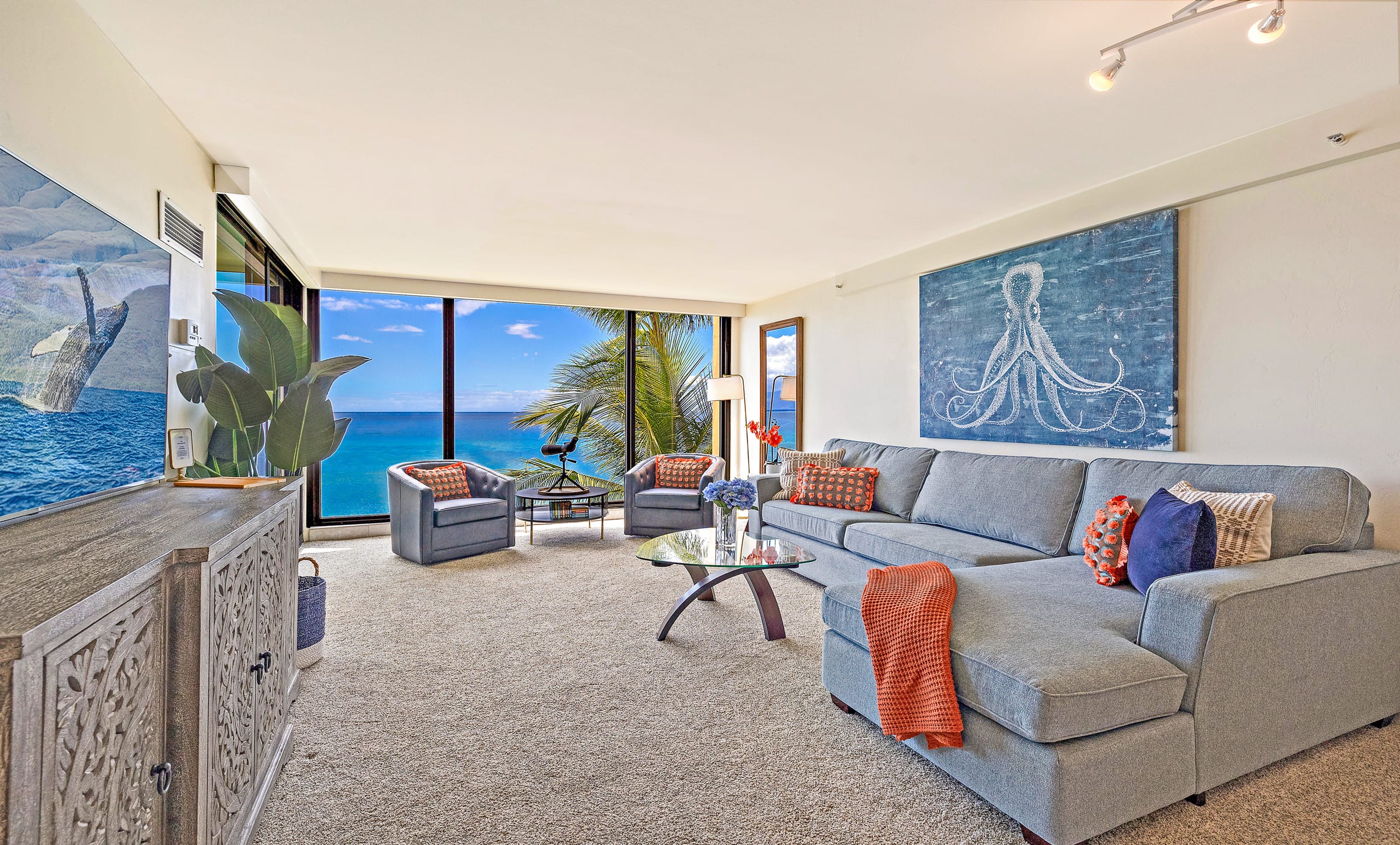 Condo in Lahaina · ★4.93 · 1 bedroom · 2 beds · 1 bath - Image 9