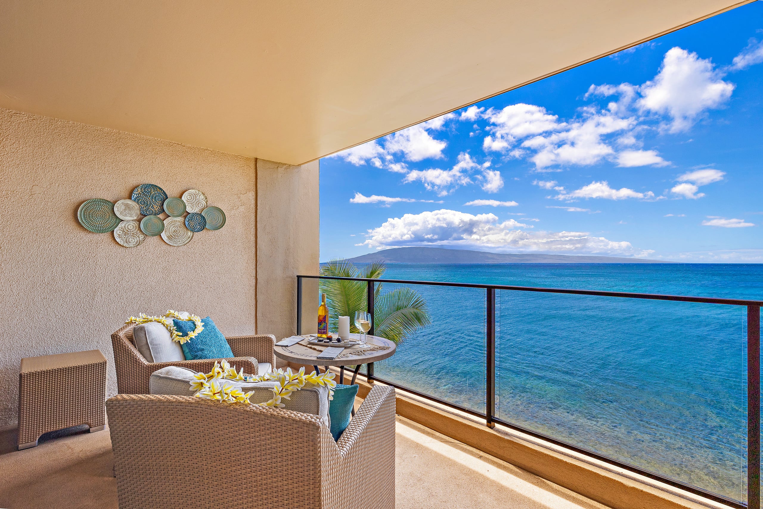 Condo in Lahaina · ★4.93 · 1 bedroom · 2 beds · 1 bath - Image 1
