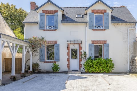 3 houses in the heart of Le Croisic
