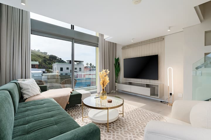 City Oasis at 117 On Strand