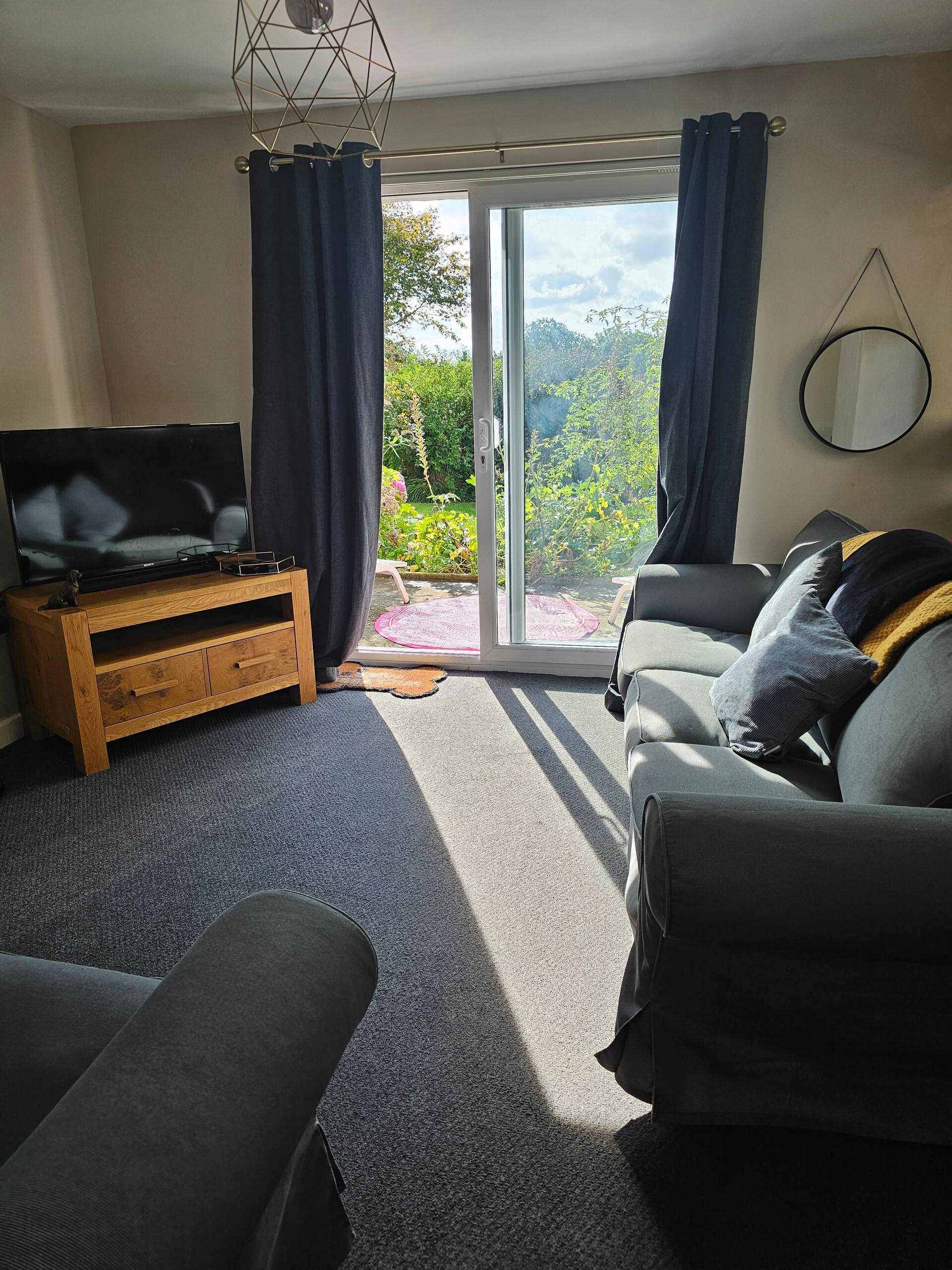 Garden flat in Carmarthen