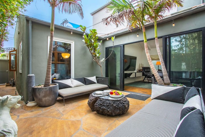 Venice Beach House w/Roof-Deck Overlooking Ocean