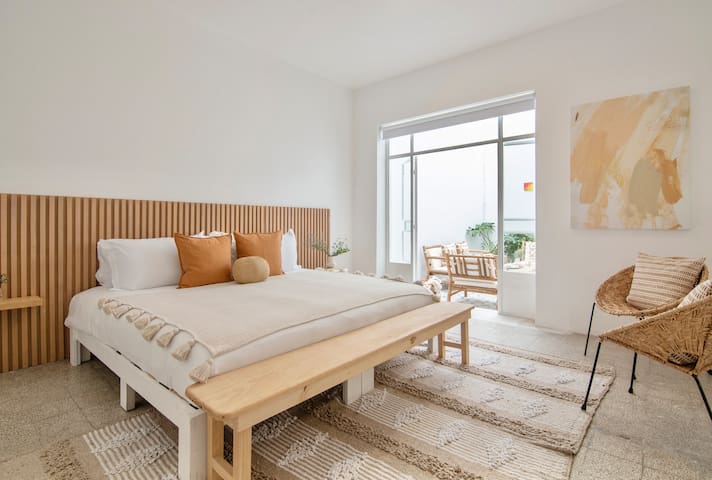 Villa in Roma Norte – Unbeatable location gallery image 4