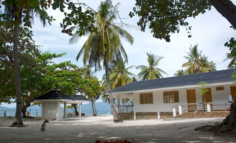 Beach House in Private Island - Honda Bay, Palawan