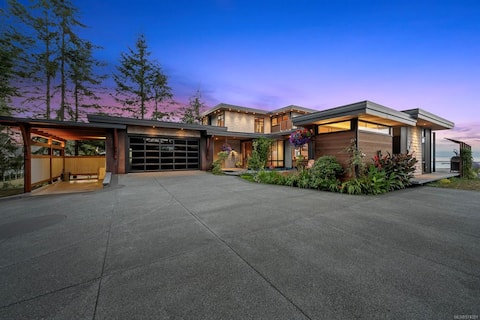 Saratoga Beach House