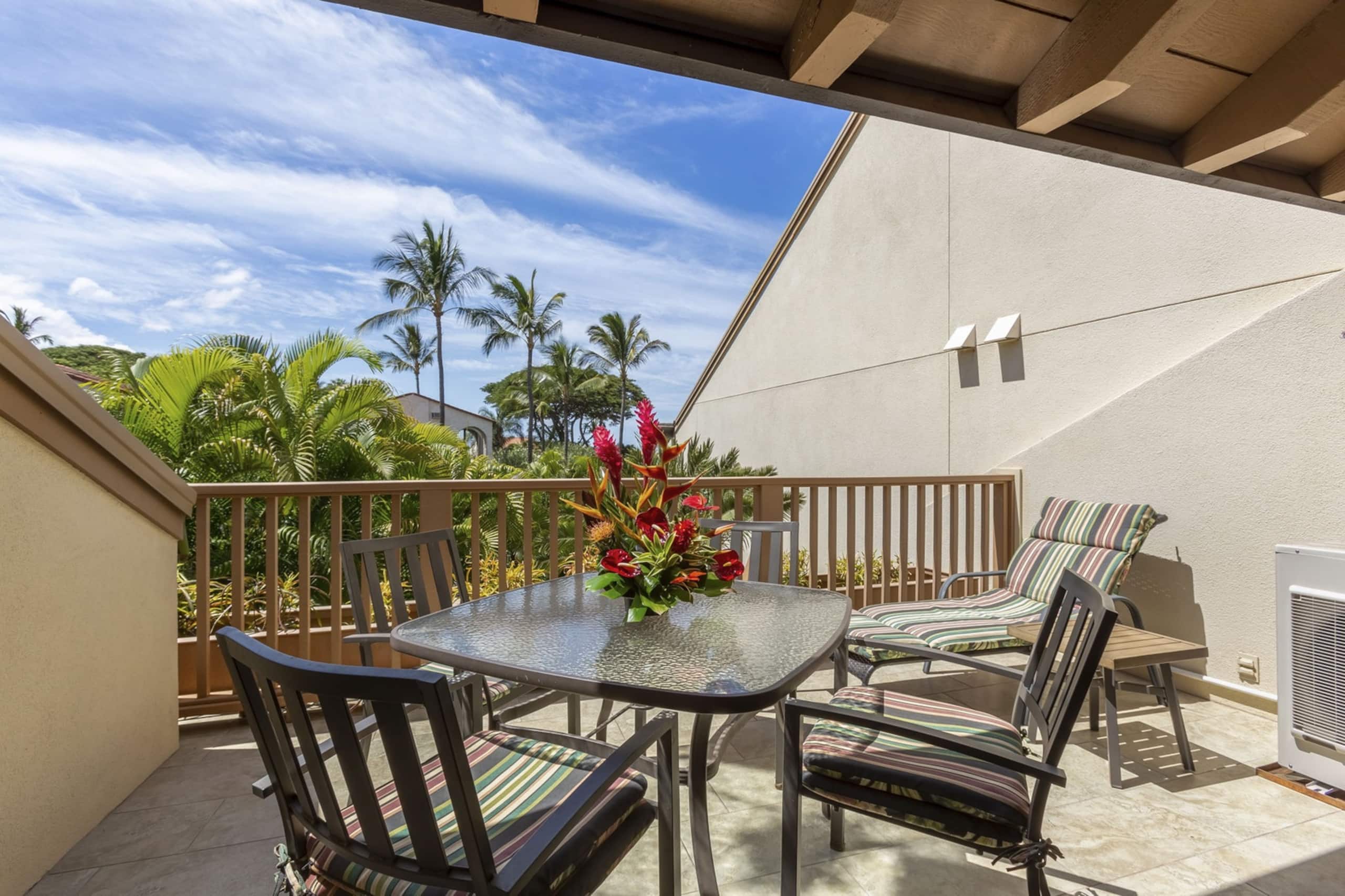 Honu Sunset Steps to the Beach! - Image 6