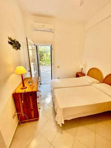 Villetta con Vista Wonderful pineta villa seafront gallery image 5