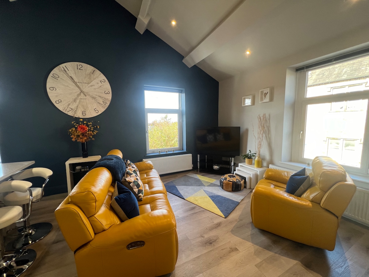 Top performing Airbnb: Stylish 2 bed flat in Carnforth in Lancaster