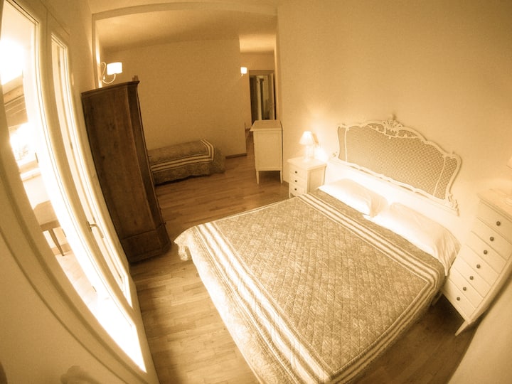 საძინებელი 2