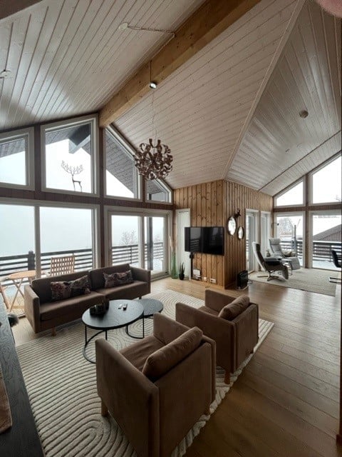 Cabin with amazing views