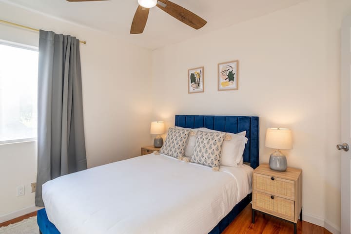 Chumba cha kulala #2: kitanda aina ya queen 