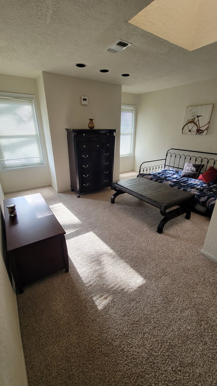 na poschodí podkrovná spálňa