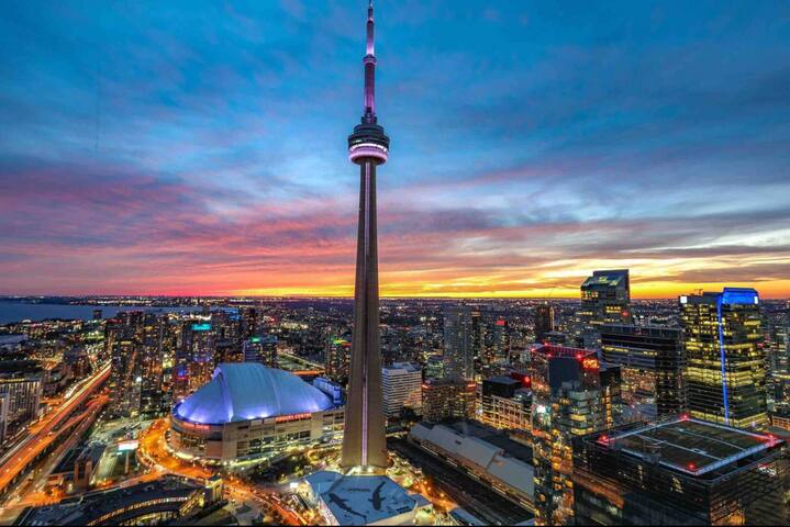50% Off Monthly! CN Tower & Lake Views, 40th+ Flr
