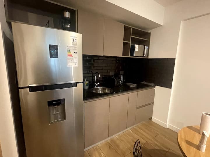 Kitnet mobiliada em Palermo Hollywood