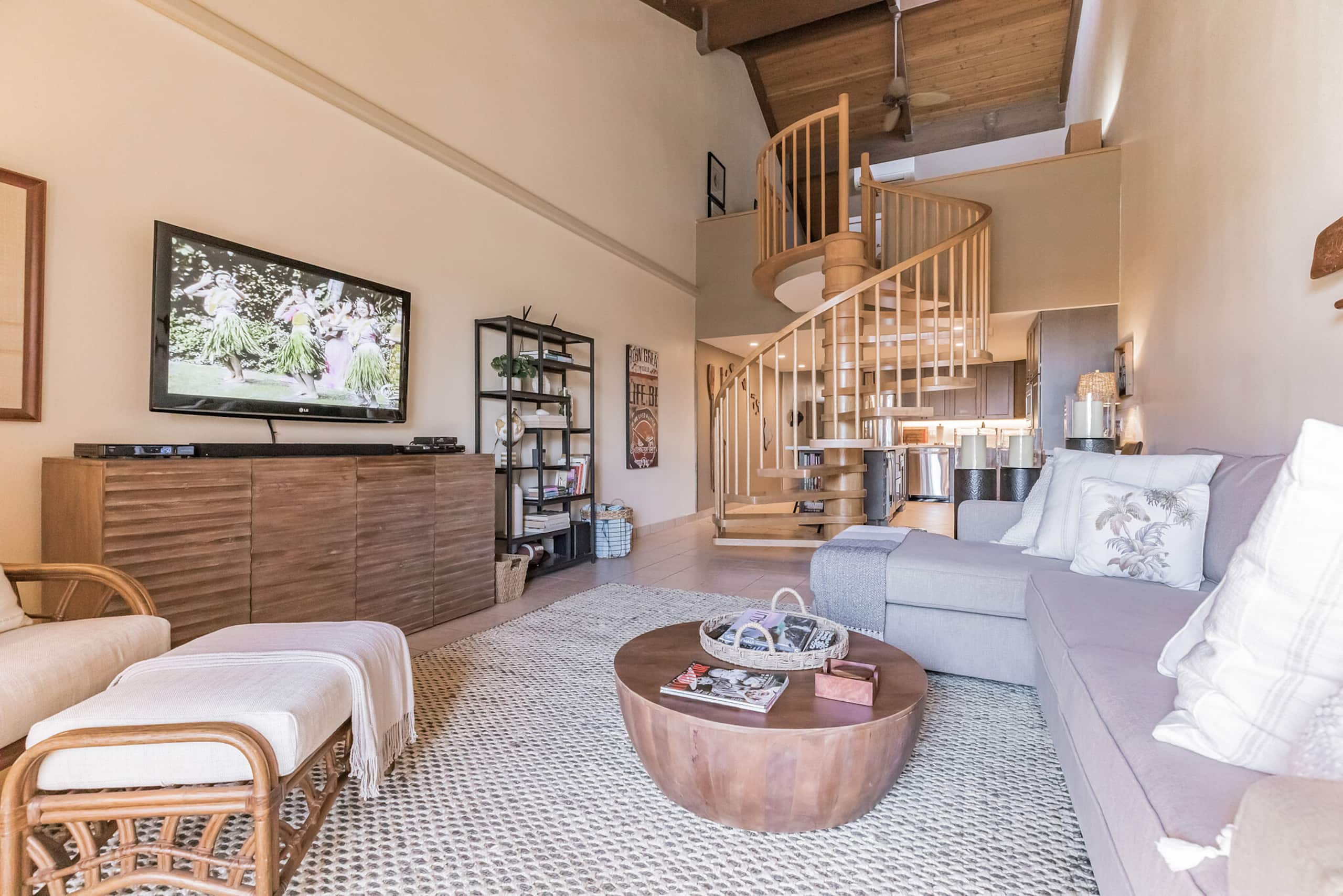 Fab Kihei Condo across frombeach - Image 2
